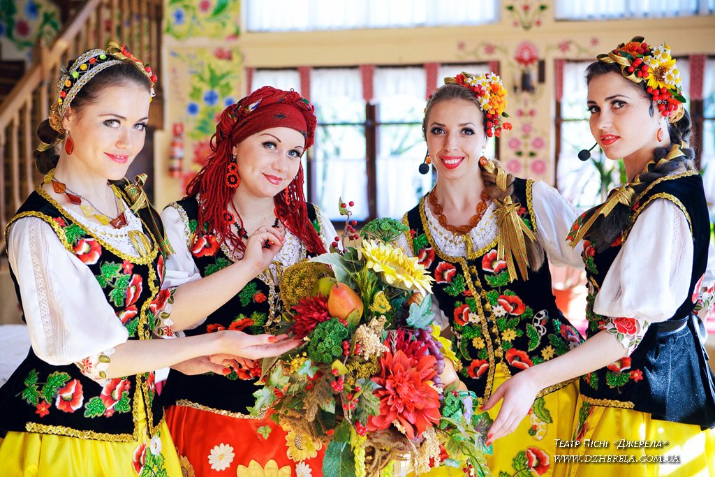 Украинские девчата